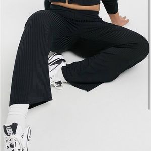 PLUS SIZE ASOS RIBBED FLARE PANT